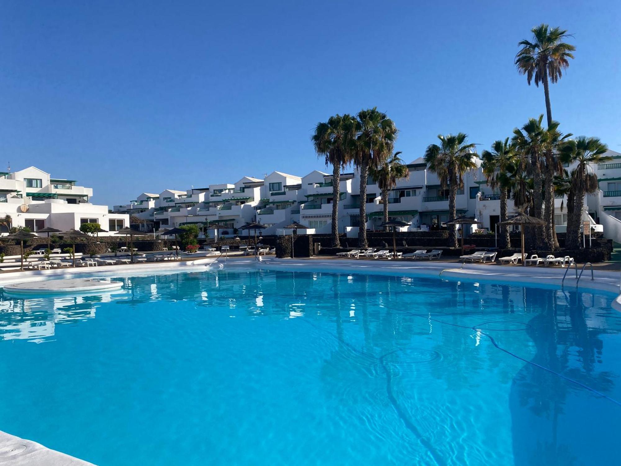 First Floor Apartment With Sea View, Costa Teguise Eksteriør bilde